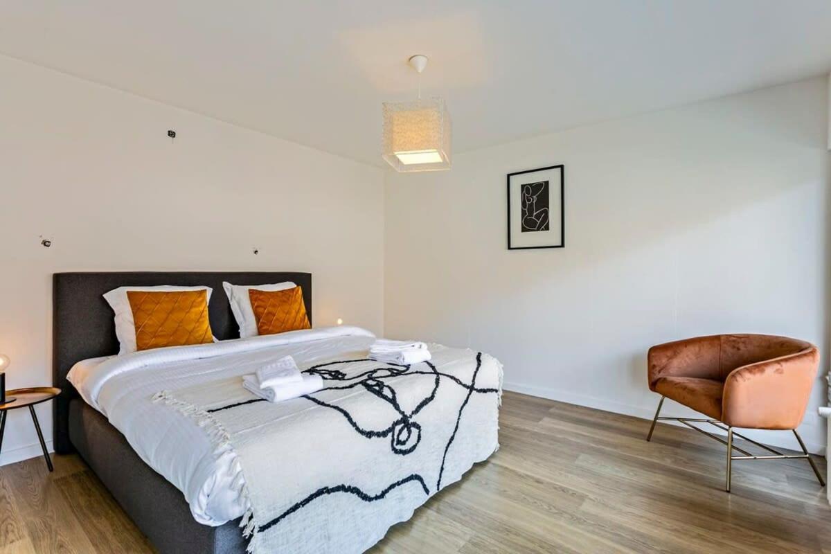 Anny's - Spacious In Center Ferienhaus